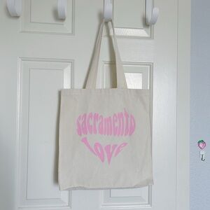 Sac Love Tote Bag